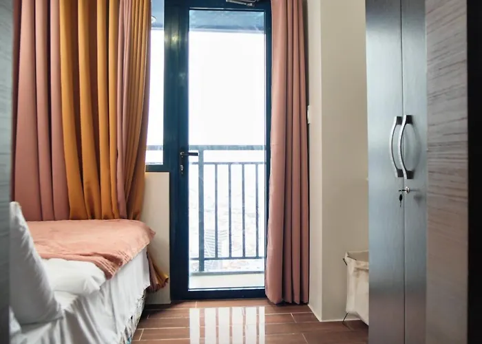 The View Air Residences Makati Apartment *
